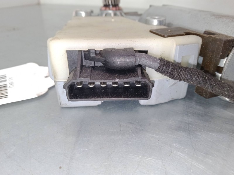 Recambio de motor techo solar para audi a3 (8p1) 1.6 fsi referencia OEM IAM 4B0959591J  