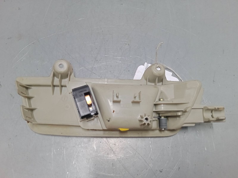 Recambio de maneta interior puerta delantera izquierda para audi a4 b6 (8e2) 2.0 referencia OEM IAM 8E1837019A  