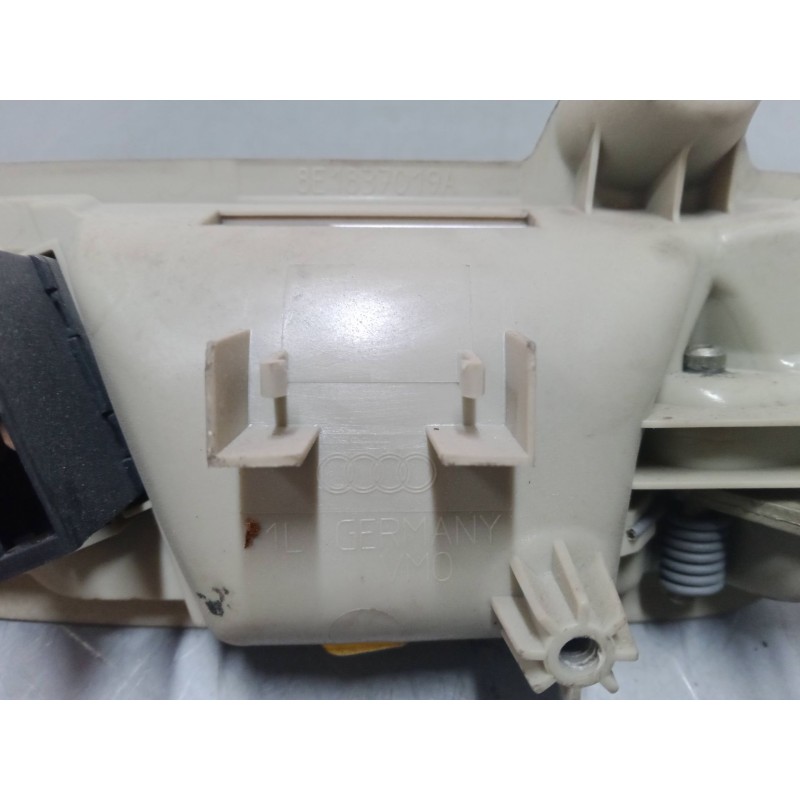 Recambio de maneta interior puerta delantera izquierda para audi a4 b6 (8e2) 2.0 referencia OEM IAM 8E1837019A  