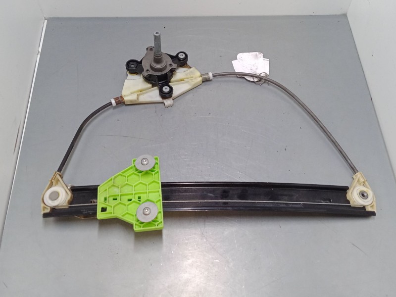 Recambio de elevalunas electrico trasero izquierdo para audi a4 b6 (8e2) 2.0 referencia OEM IAM 8E0839461  