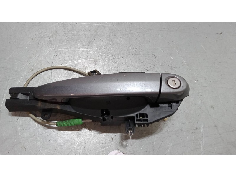 Recambio de maneta exterior puerta delantera izquierda para bmw 3 coupé (e92) 325 i referencia OEM IAM 51217202143  