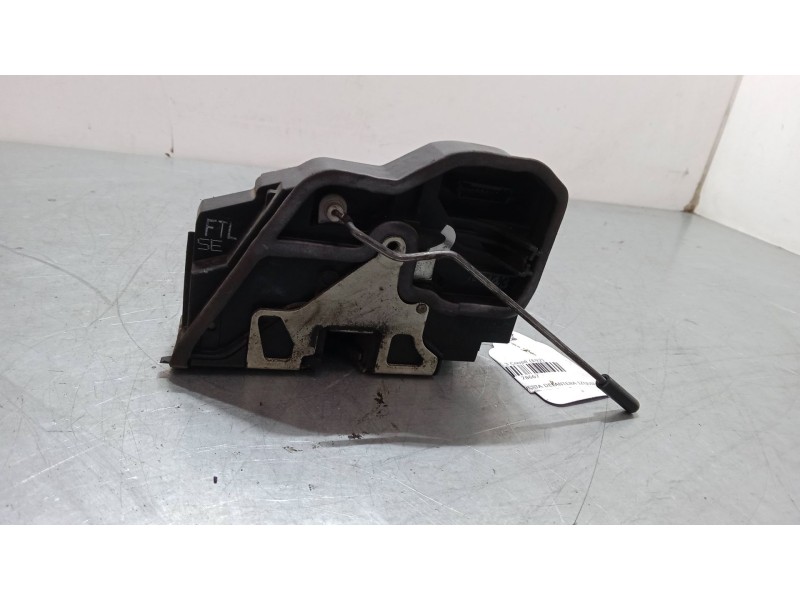 Recambio de cerradura puerta delantera izquierda para bmw 3 coupé (e92) 325 i referencia OEM IAM 51217202143  