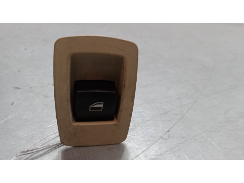 Recambio de mando elevalunas delantero derecho para bmw 3 coupé (e92) 325 i referencia OEM IAM 15939916  
