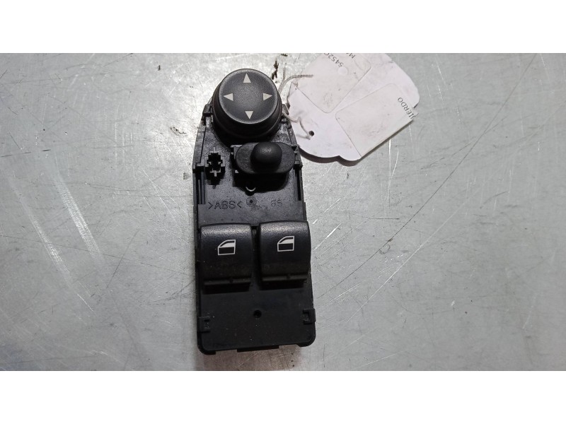 Recambio de mando elevalunas delantero izquierdo para bmw 3 coupé (e92) 325 i referencia OEM IAM 915550901  