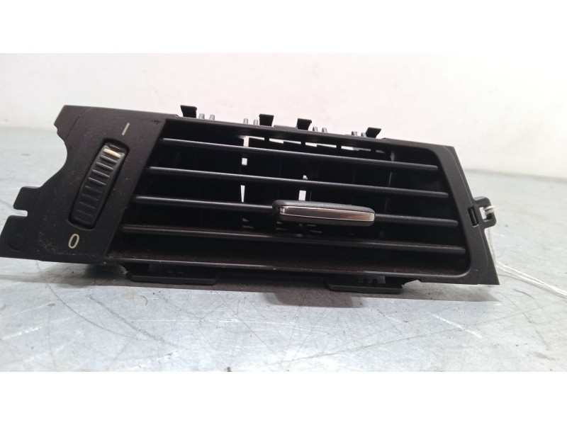 Recambio de aireador izquierdo para bmw 3 coupé (e92) 325 i referencia OEM IAM 9130461  