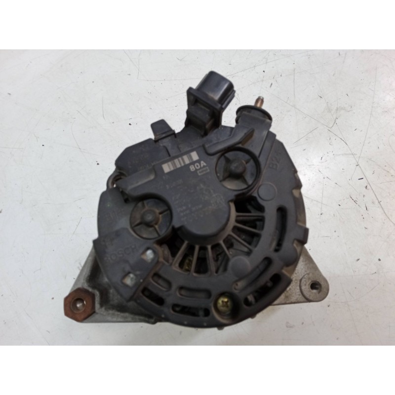 Recambio de alternador para toyota corolla (_e12_) 1.6 vvt-i (zze121_) referencia OEM IAM 270600D030B  0124315024