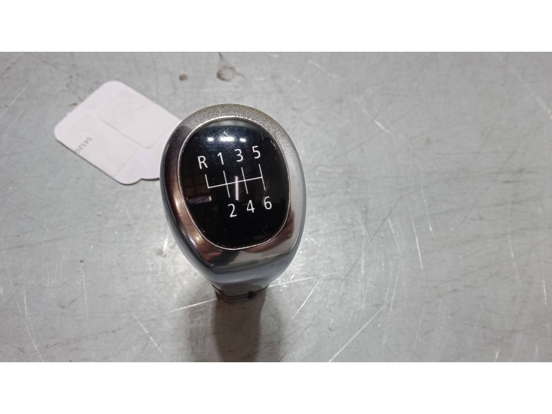 Recambio de pomo palanca cambio para bmw 3 coupé (e92) 325 i referencia OEM IAM 25117566267  