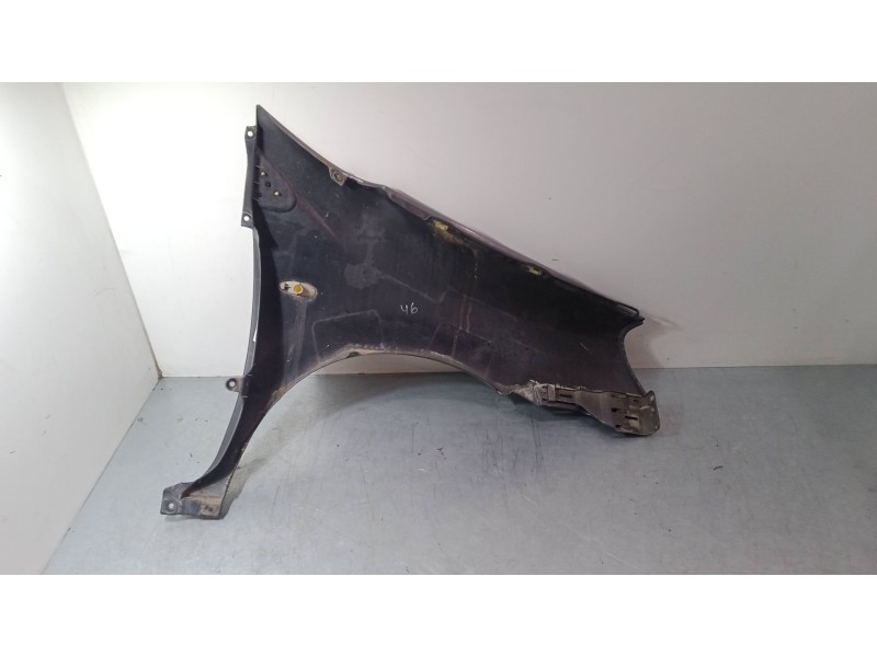 Recambio de aleta delantera izquierda para nissan almera tino (v10) 1.8 referencia OEM IAM   