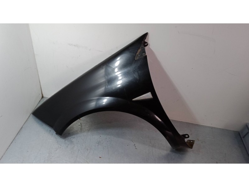 Recambio de aleta delantera izquierda para renault megane ii sedán (lm0/1_) 1.5 dci (lm0f, lm0t, lm2b) referencia OEM IAM   