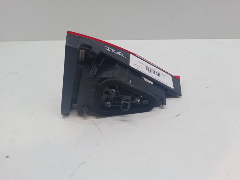 Recambio de piloto trasero porton izquierdo para skoda superb iii station wagon (3v5) 2.0 tdi referencia OEM IAM   