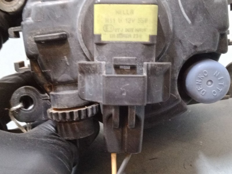 Recambio de faro antiniebla izquierdo para renault scénic ii (jm0/1_) 1.6 16v (jm1r) referencia OEM IAM 8200074008  