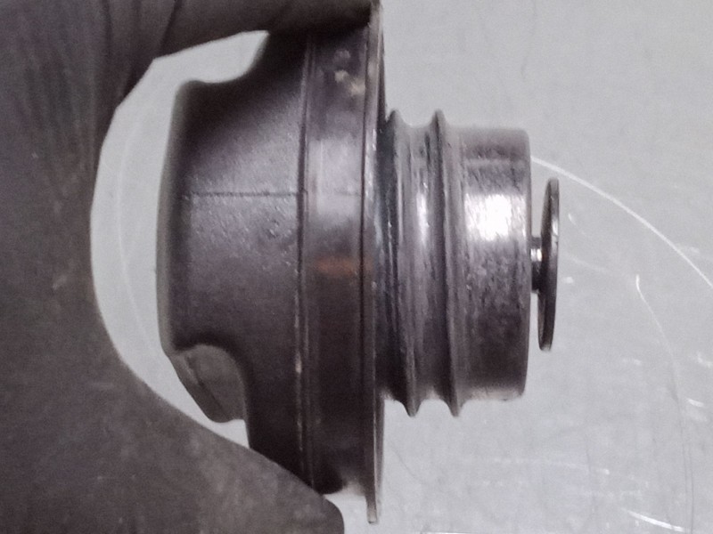 Recambio de tapon combustible para opel meriva a monospace (x03) 1.6 (e75) referencia OEM IAM   