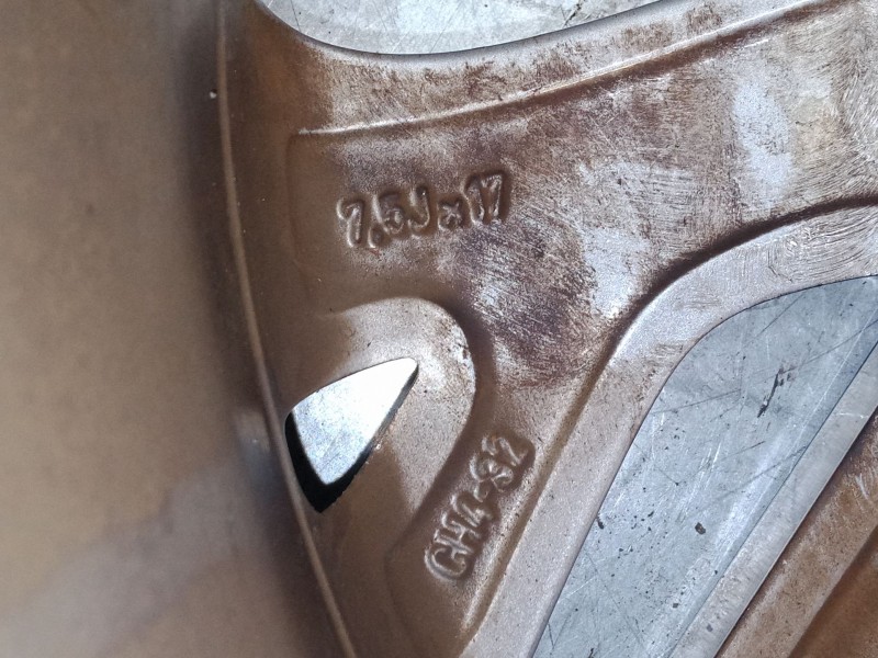 Recambio de llanta aluminio 17´´ para citroën c4 ii (nc_) 1.6 hdi 90 referencia OEM IAM 75JX17 ET32  