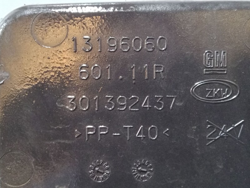 Recambio de faro antiniebla derecho para opel meriva a monospace (x03) 1.6 (e75) referencia OEM IAM 13196060  