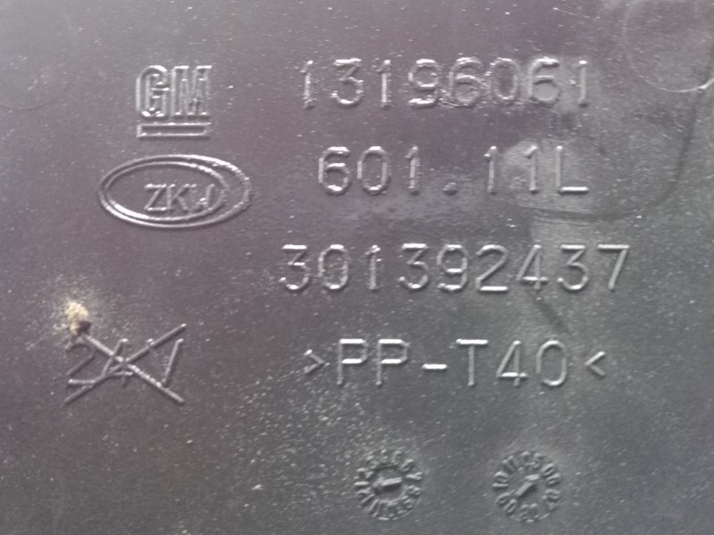 Recambio de faro antiniebla izquierdo para opel meriva a monospace (x03) 1.6 (e75) referencia OEM IAM 13196061  