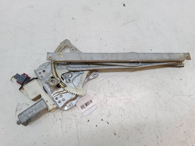 Recambio de elevalunas electrico delantero derecho para toyota corolla (_e12_) 1.6 vvt-i (zze121_) referencia OEM IAM 0130822032 Recambio de elevalunas electrico delantero derecho para toyota corolla (_e12_) 1.6 vvt-i (zze121_) referencia OEM IAM 0130822032