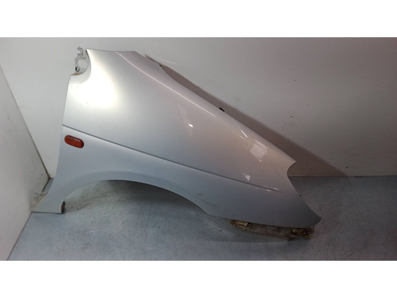 Recambio de aleta delantera derecha para renault scénic i monospace (ja0/1_, fa0_) 1.6 (ja00, ja16, ja15, ja19, ja1v, ja2b, ja2c