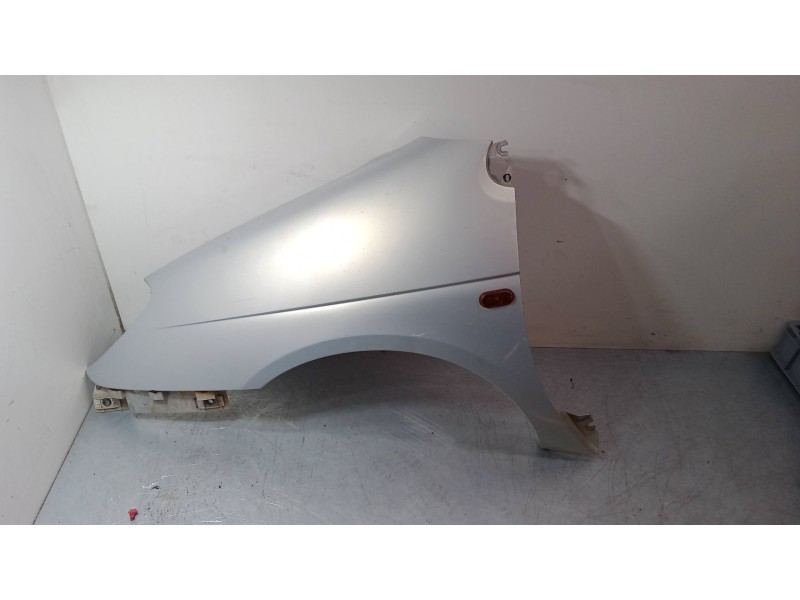 Recambio de aleta delantera izquierda para renault scénic i monospace (ja0/1_, fa0_) 1.6 (ja00, ja16, ja15, ja19, ja1v, ja2b, ja