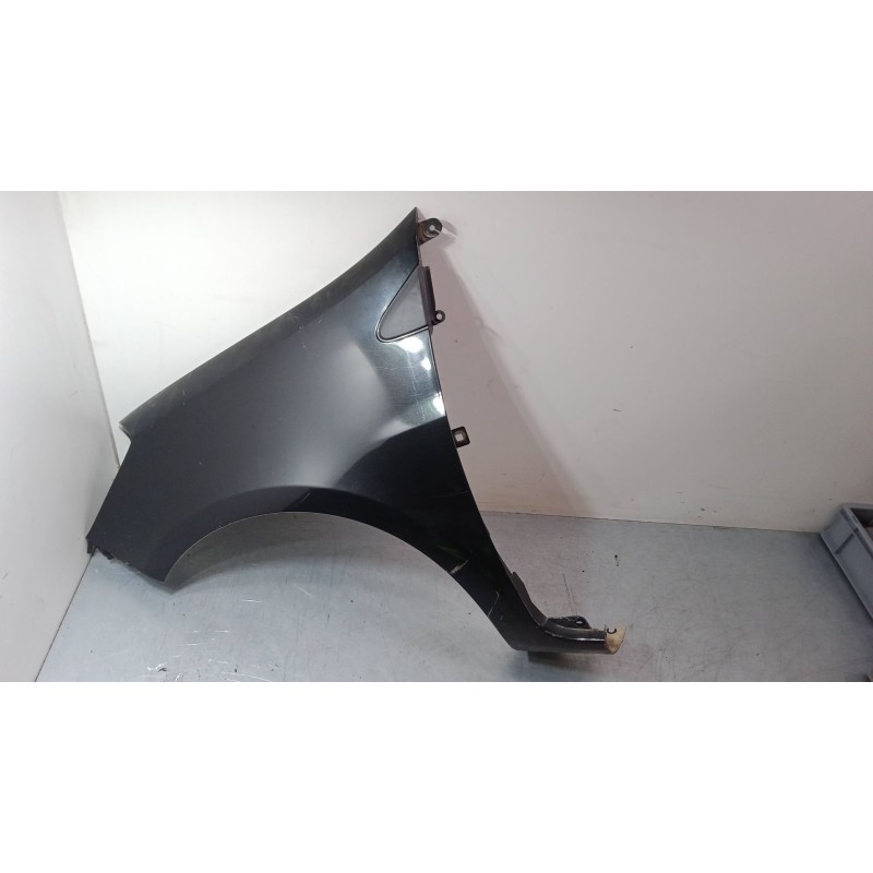 Recambio de aleta delantera izquierda para renault clio iii (br0/1, cr0/1) 1.5 dci (c/br0g, c/br1g) referencia OEM IAM   