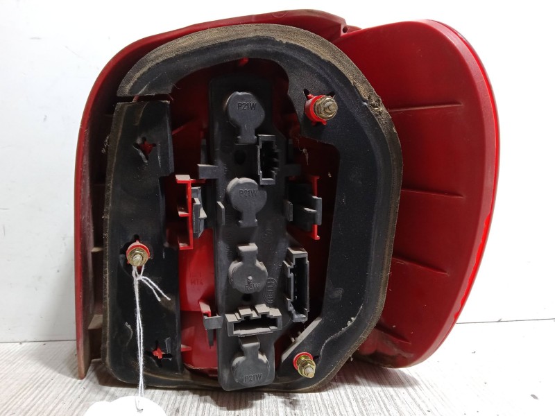 Recambio de piloto trasero izquierdo para volkswagen polo (6n2) 1.4 tdi referencia OEM IAM   