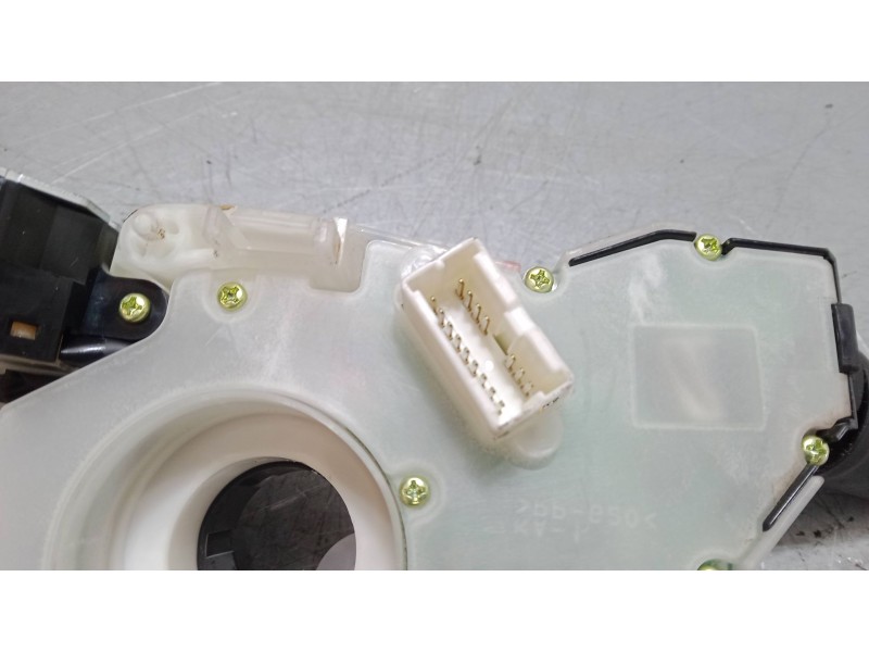 Recambio de mando luces para nissan micra iii (k12) 1.2 16v referencia OEM IAM   