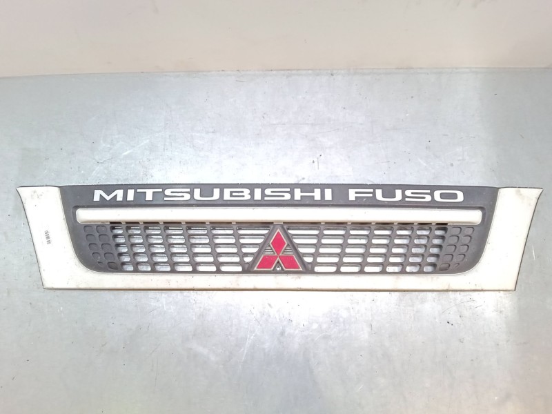 Recambio de rejilla capo grande para mitsubishi canter ( camion caja abierta) referencia OEM IAM   