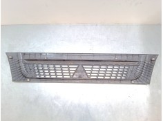 Recambio de rejilla capo grande para mitsubishi canter ( camion caja abierta) referencia OEM IAM    2