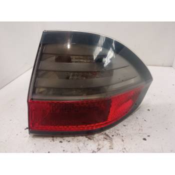 PILOTO TRASERO DERECHO 6M2113404AJ 