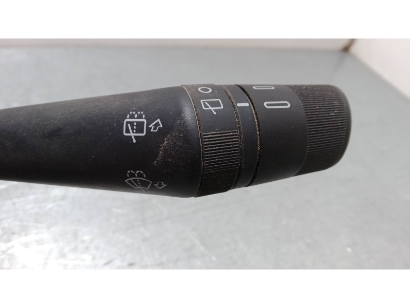 Recambio de mando luces para fiat qubo (225_) 1.3 d multijet (225cxb1a, 225axb1a, 225cxb11, 225axb11,... referencia OEM IAM 0735