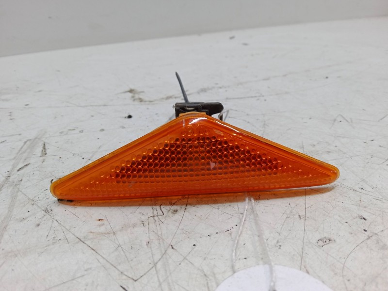 Recambio de intermitente lateral derecho para ford focus i (daw, dbw) 1.6 16v referencia OEM IAM   