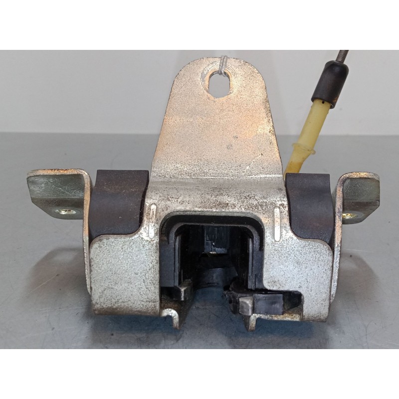 Recambio de cerradura maletero / porton para mercedes-benz clase m (w163) ml 270 cdi (163.113) referencia OEM IAM A1637400235  