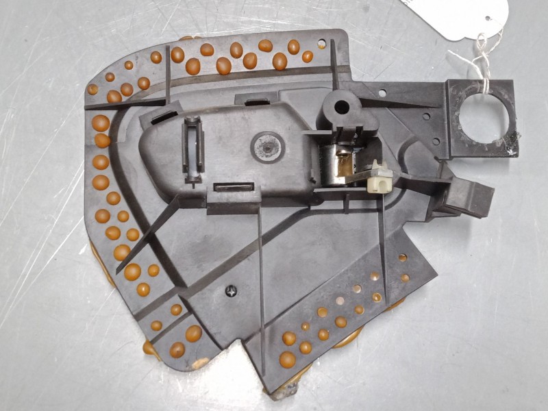 Recambio de maneta interior trasera izquierda para mercedes-benz clase m (w163) ml 270 cdi (163.113) referencia OEM IAM   