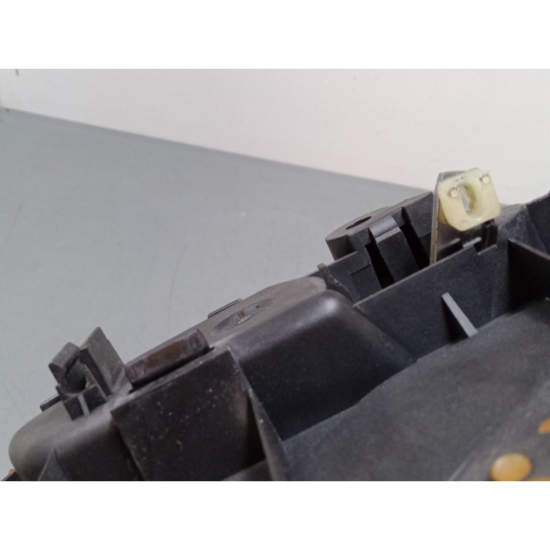 Recambio de maneta interior trasera izquierda para mercedes-benz clase m (w163) ml 270 cdi (163.113) referencia OEM IAM   