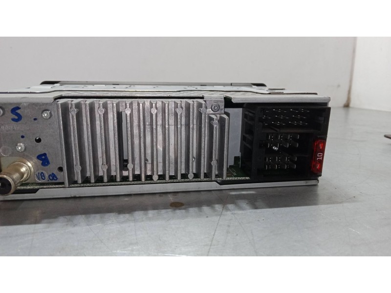 Recambio de radio universal para peugeot 206 hatchback (2a/c) 1.4 hdi eco 70 referencia OEM IAM Blaupunkt Melbourne 120  