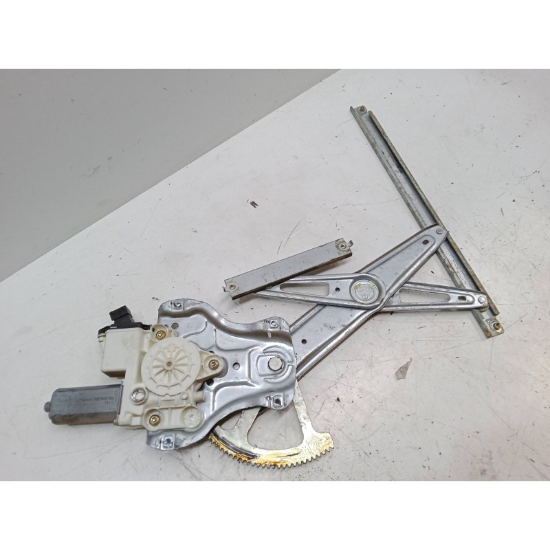 Recambio de elevalunas electrico delantero izquierdo para toyota corolla (_e12_) 1.6 vvt-i (zze121_) referencia OEM IAM 99204510