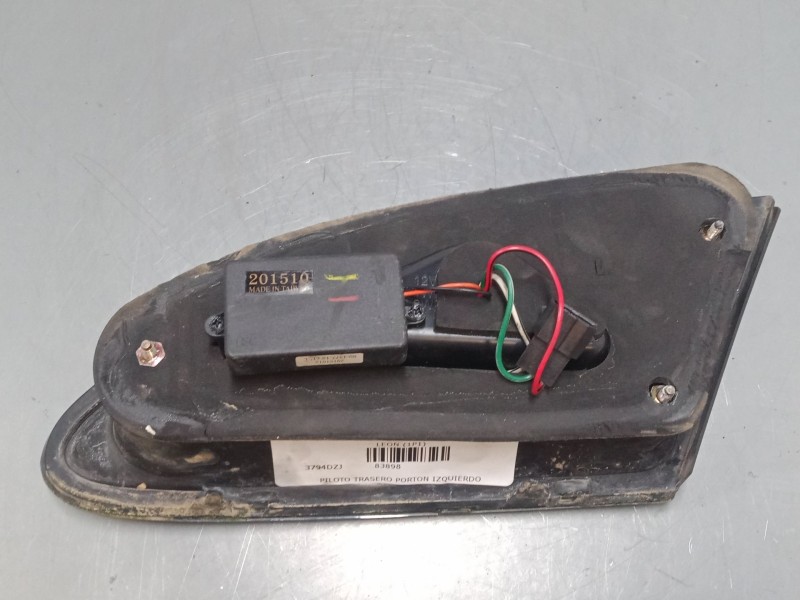 Recambio de piloto trasero porton izquierdo para seat leon (1p1) 2.0 tdi referencia OEM IAM   