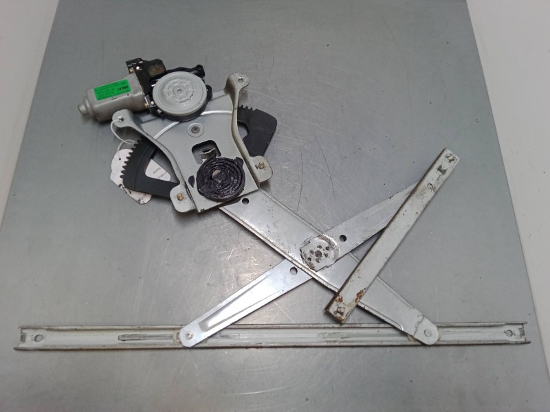 Recambio de elevalunas electrico delantero izquierdo para daewoo kalos (klas) 1.2 referencia OEM IAM 96541737  