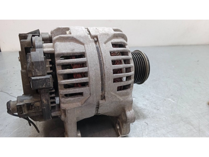Recambio de alternador para volkswagen golf iv (1j1) 1.6 referencia OEM IAM F8641490  