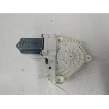 MOTOR ELEVALUNA TRASERO DERECHO 