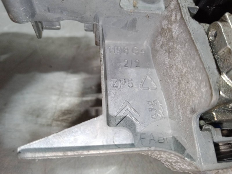 Recambio de maneta exterior puerta delantera izquierda para peugeot partner tepee 1.6 bluehdi 100 referencia OEM IAM   