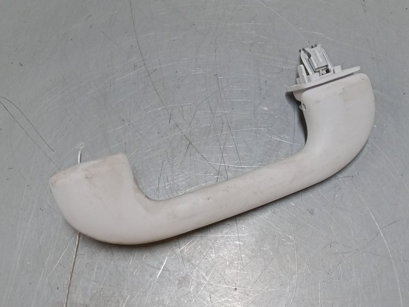 Recambio de asidero delantero izquierdo para jeep renegade suv (bu, b1, bv) 1.6 crd referencia OEM IAM 735599351  