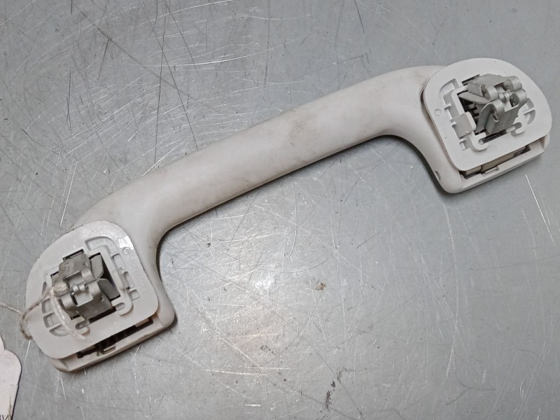 Recambio de asidero delantero izquierdo para jeep renegade suv (bu, b1, bv) 1.6 crd referencia OEM IAM 735599351  