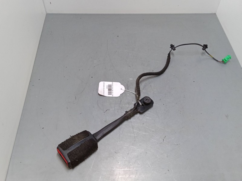 Recambio de anclaje cinturon delantero izquierdo para jeep renegade suv (bu, b1, bv) 1.6 crd referencia OEM IAM   