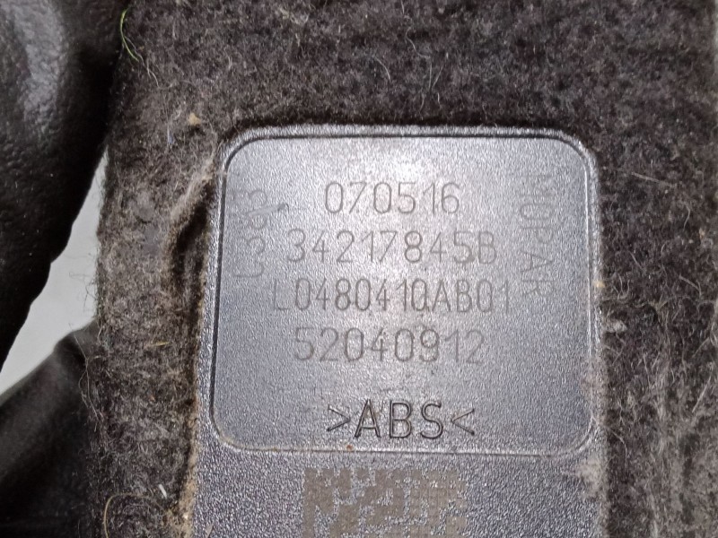 Recambio de anclaje cinturon delantero izquierdo para jeep renegade suv (bu, b1, bv) 1.6 crd referencia OEM IAM   