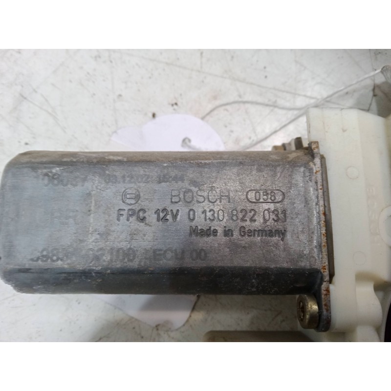 Recambio de elevalunas electrico trasero derecho para toyota corolla (_e12_) 1.6 vvt-i (zze121_) referencia OEM IAM   