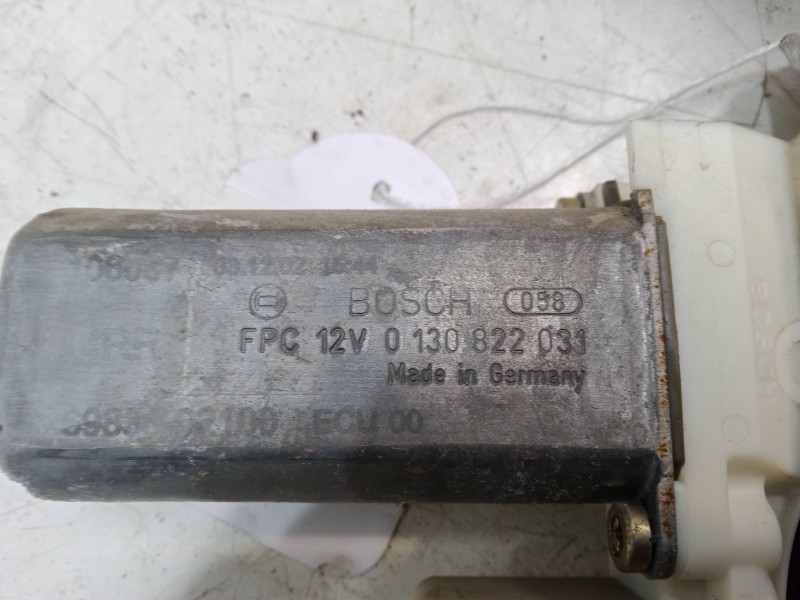 Recambio de elevalunas electrico trasero derecho para toyota corolla (_e12_) 1.6 vvt-i (zze121_) referencia OEM IAM   