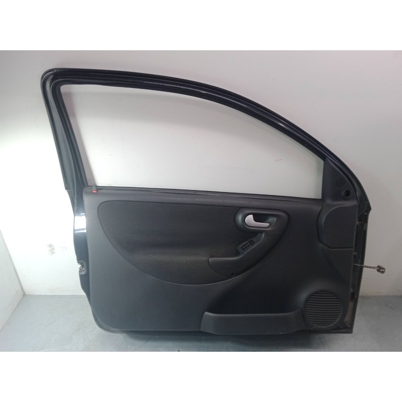 Recambio de puerta delantera izquierda para opel corsa c (x01) 1.7 cdti (f08, f68) referencia OEM IAM   