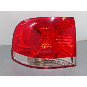 PILOTO TRASERO IZQUIERDO 7L6945095K 