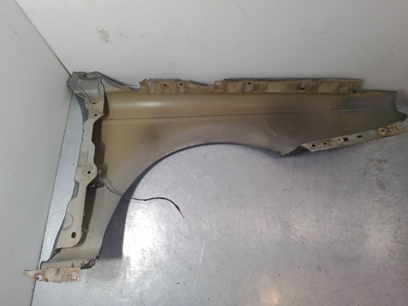 Recambio de aleta delantera izquierda para jaguar x-type i (x400) 3.0 v6 a las 4 ruedas referencia OEM IAM   