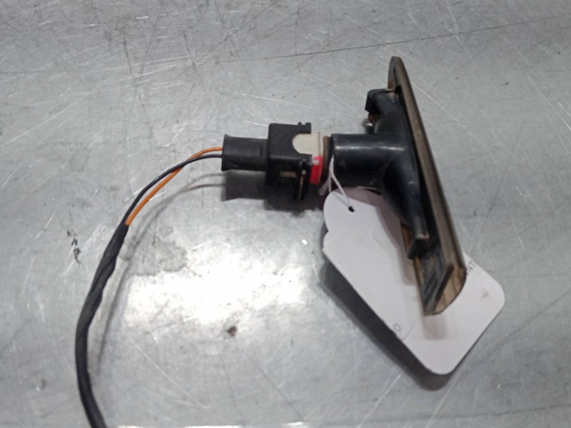 Recambio de intermitente lateral derecho para jaguar x-type i (x400) 3.0 v6 a las 4 ruedas referencia OEM IAM 088831401  